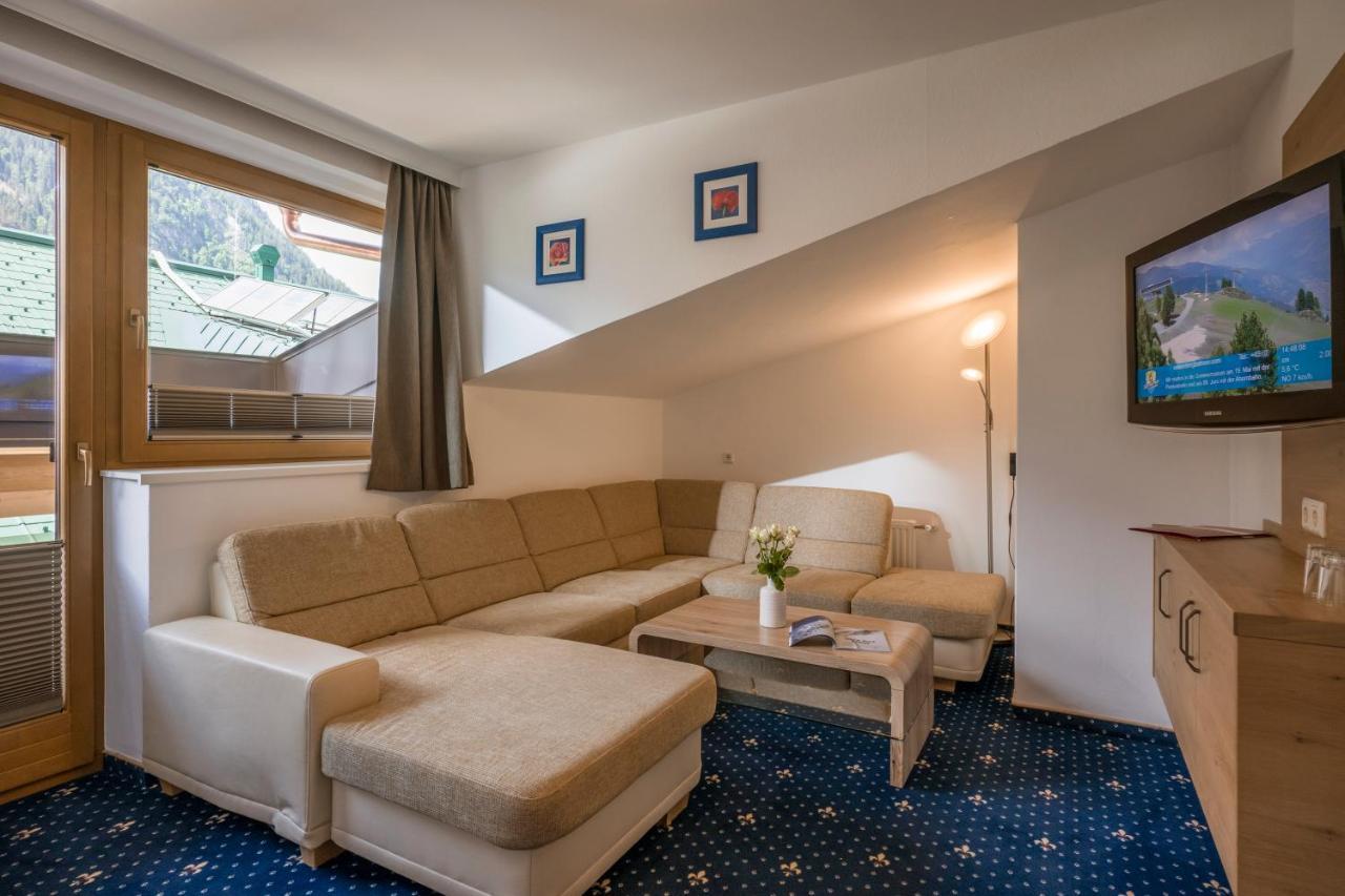 Hotel Andrea Mayrhofen Εξωτερικό φωτογραφία