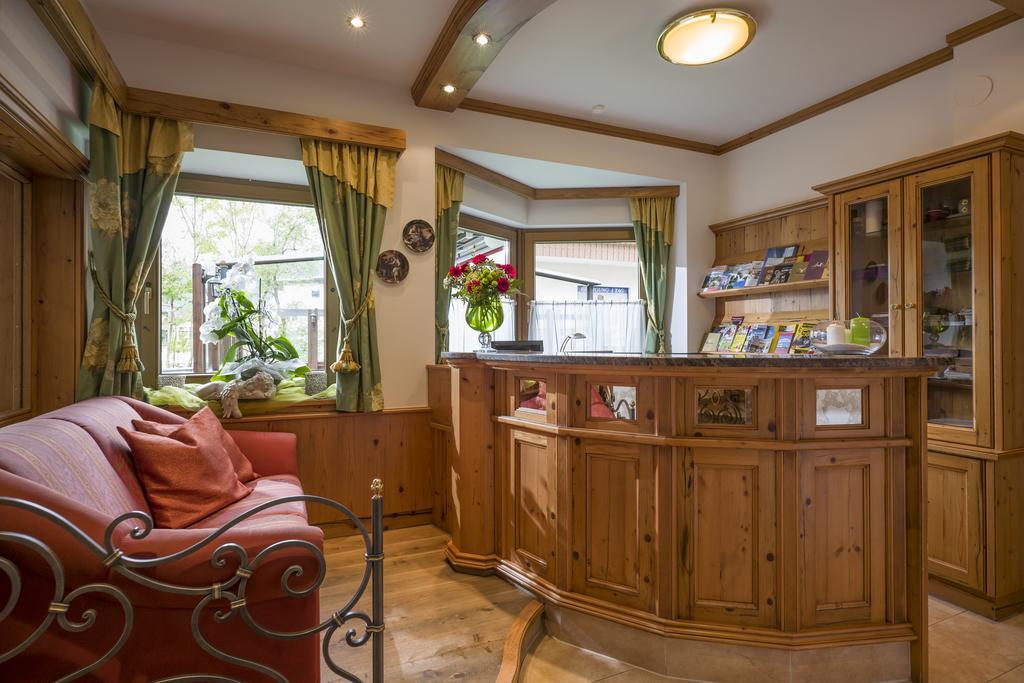 Hotel Andrea Mayrhofen Εξωτερικό φωτογραφία