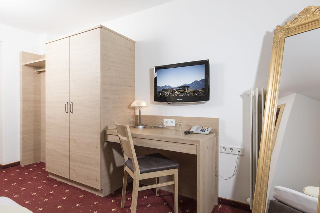 Hotel Andrea Mayrhofen Εξωτερικό φωτογραφία